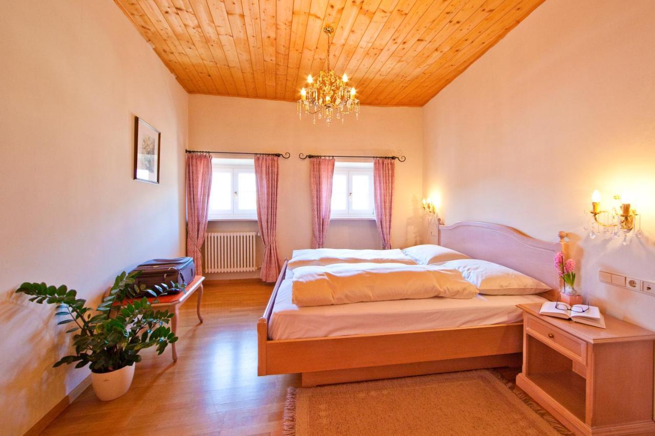 Ora / Auer Hotel Elefant מראה חיצוני תמונה