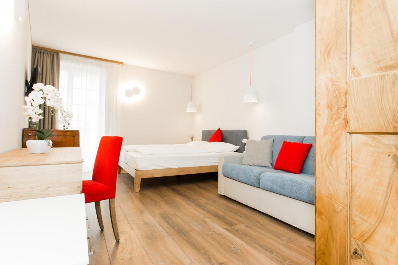 Ora / Auer Hotel Elefant מראה חיצוני תמונה